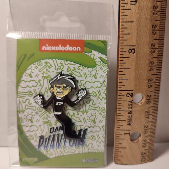 Danny Phantom Going Ghost Enamel Pin Official Nickelodeon Collectible Brooch New - Picture 2 of 3